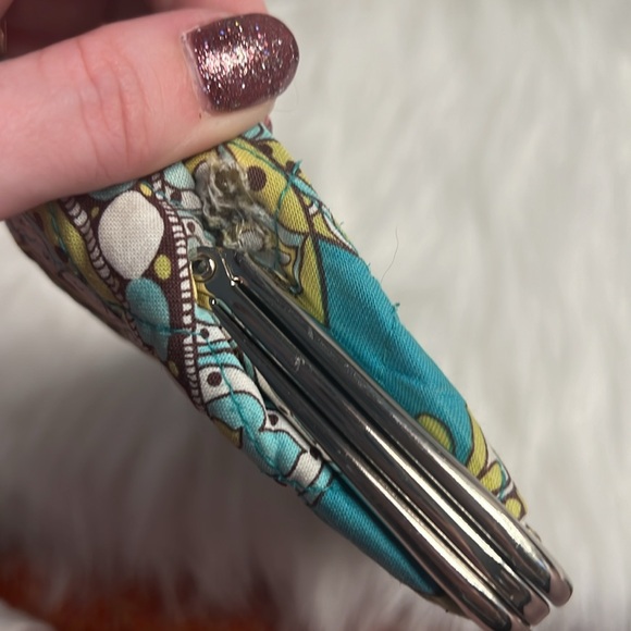 Vera Bradley Retired Peacock pattern clutch wallet - Picture 8 of 8